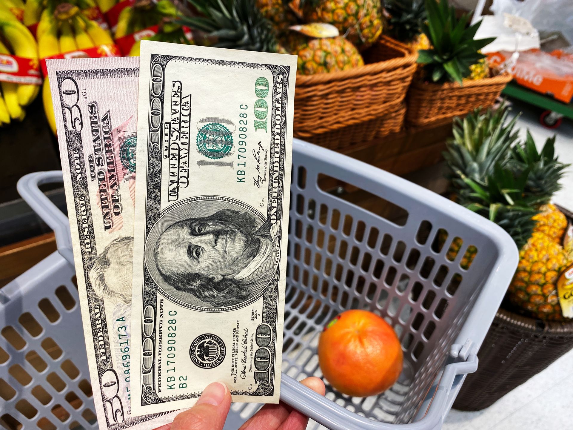 Calm into US growth, inflation data