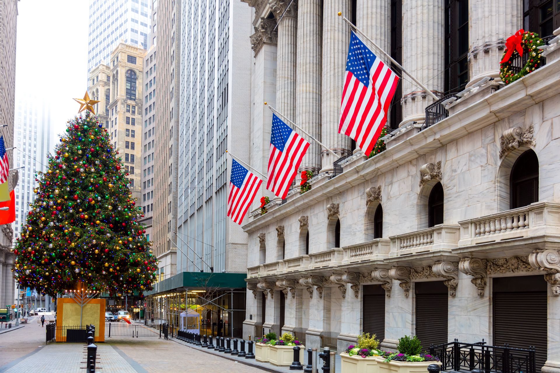 US data in focus as investors look for... Santa!